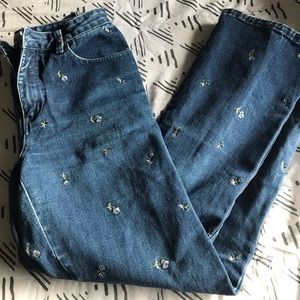 Flare embroidered flower jeans high rise